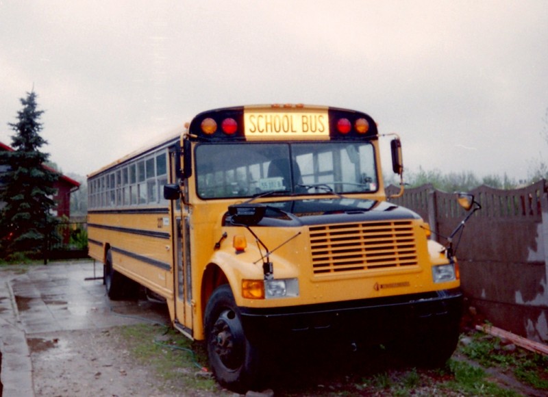 Schoolbus0srcset-large